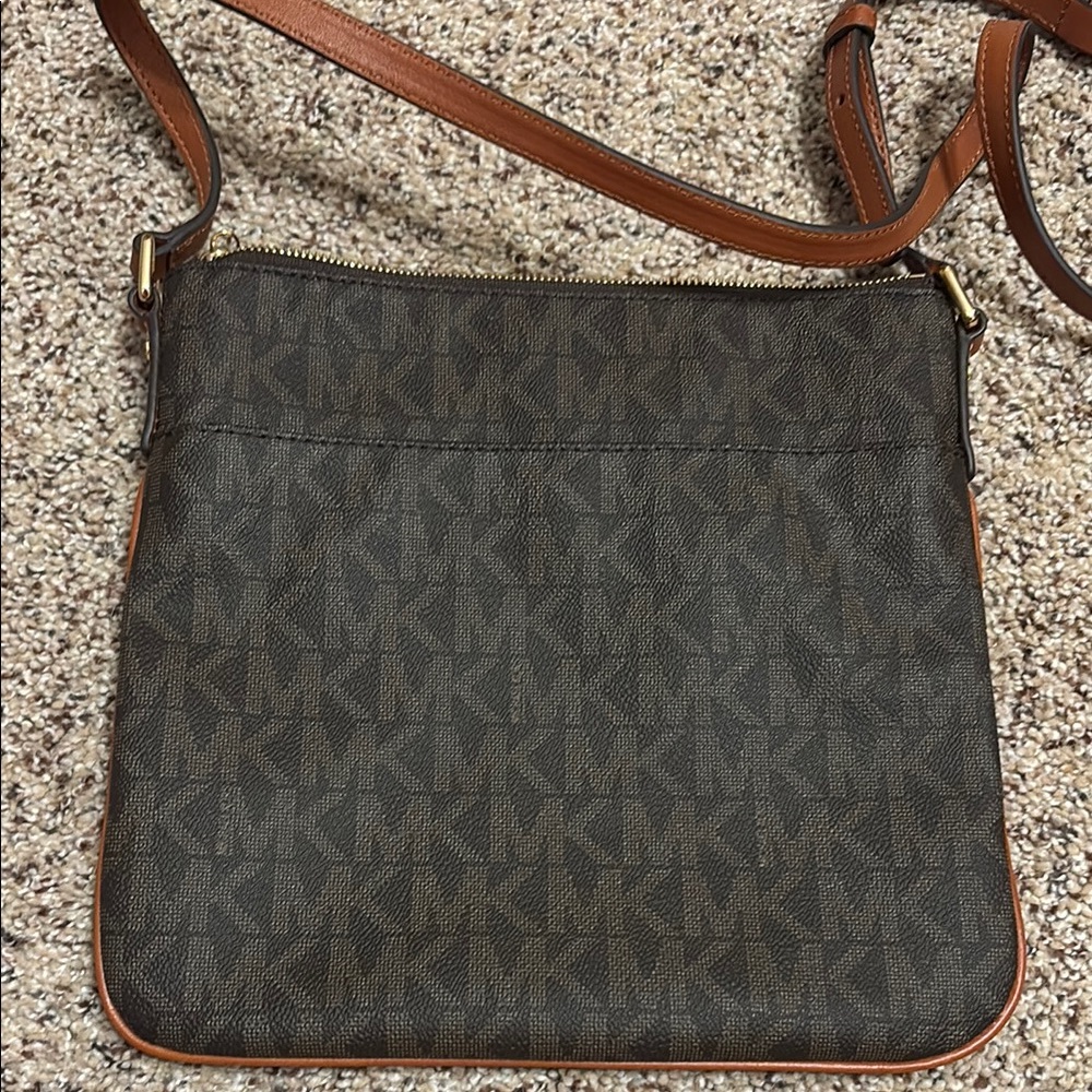 Michael Kors Brown Messenger Bag with Monogram Print - Mint condition - Picture 2 of 4